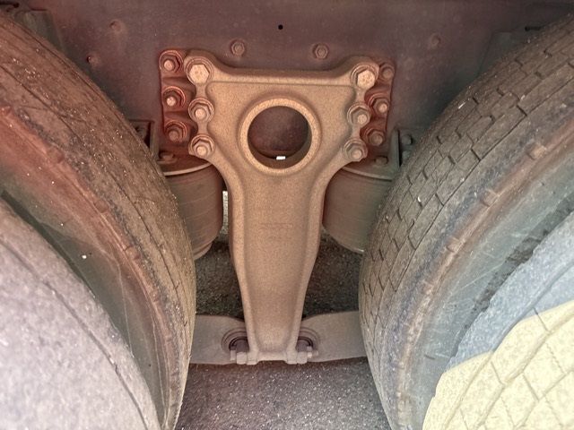 2009 Isuzu Giga アルミウイング auction photo 8