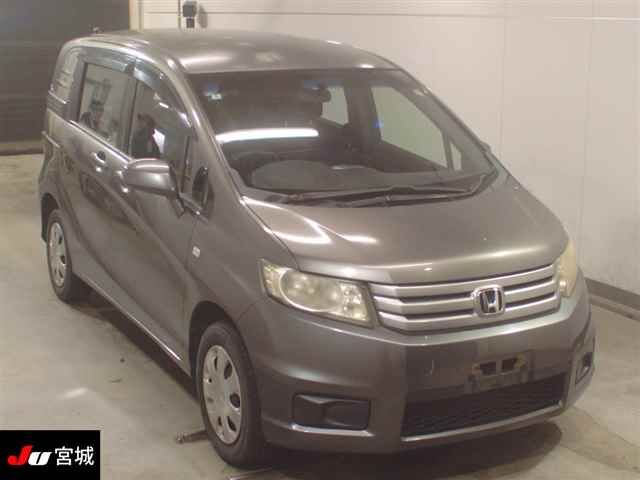 2012 Honda Freed Spike 4WD G Japan auction vehicle