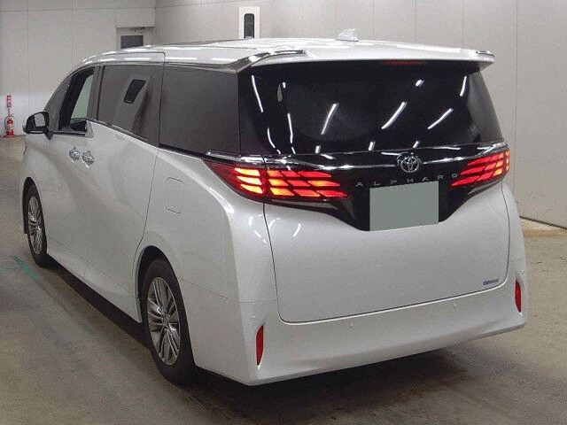 2025 Toyota Alphard Z auction photo 2