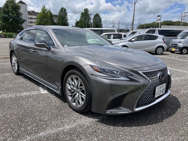 Japan Auction Vehicles 17 2020 Lexus LS500h バージョンL auction photo