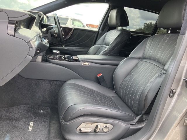 2020 Lexus LS500h バージョンL auction photo 8