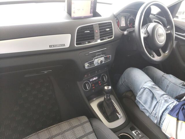 2016 Audi Q3 2.0TFSIQ180PS 4WD auction photo 3