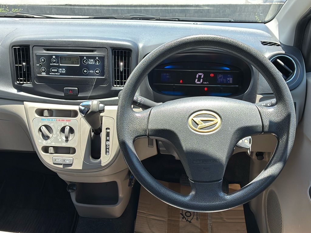 2014 Daihatsu Mira e:S X SA auction photo 3