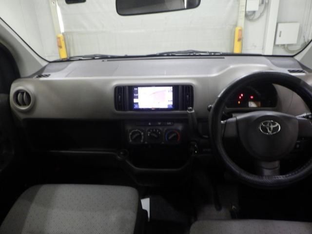 2014 Toyota Passo X auction photo 3