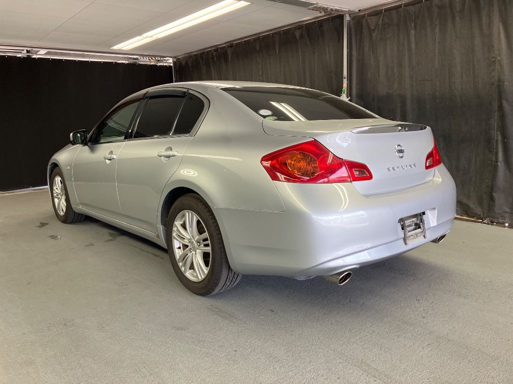 2010 Nissan Skyline 250GT auction photo 2