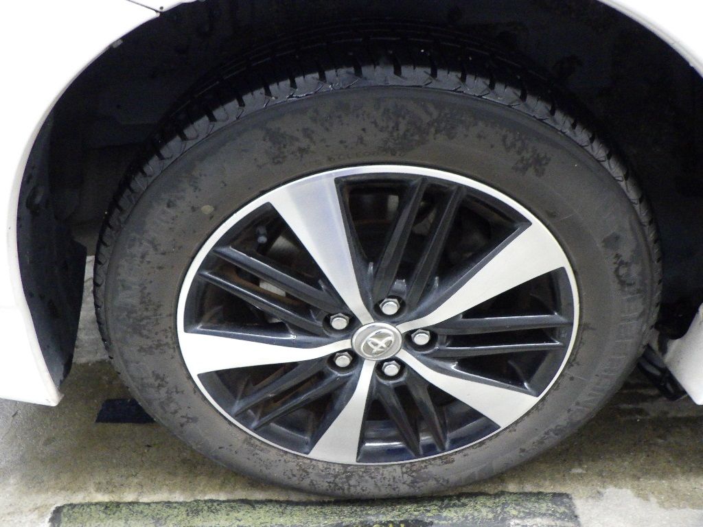 2012 Toyota Wish 1.8S auction photo 10