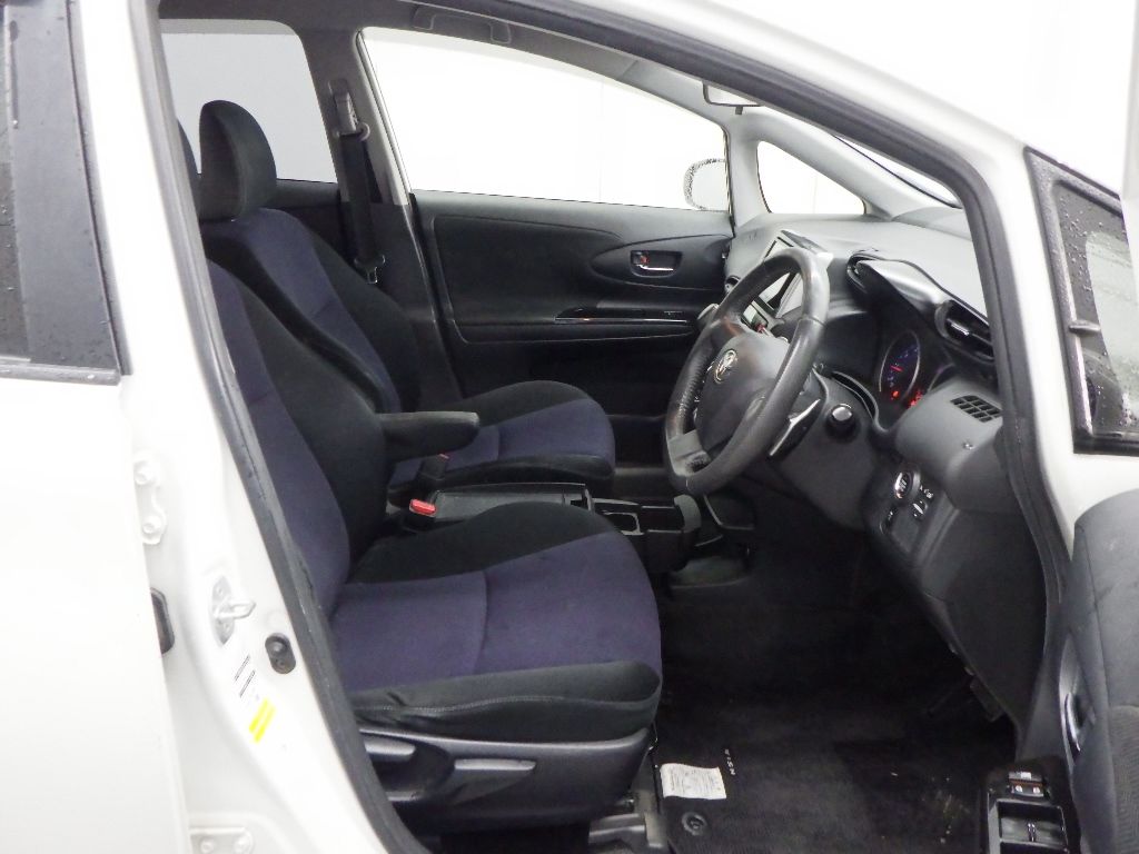 2012 Toyota Wish 1.8S auction photo 6