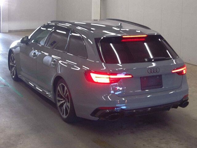 2019 Audi RS4アバント ベースグレード 4WD auction photo 2