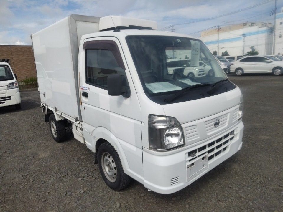 2018 Nissan NT100 クリッパー auction photo 4