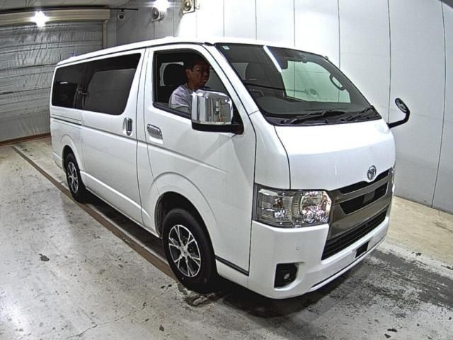 2025 Toyota Hiace Super GL Dark Prime S 4WD Japan auction vehicle