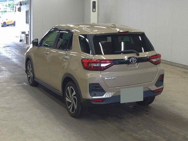 2023 Toyota Raize Z 4WD auction photo 2