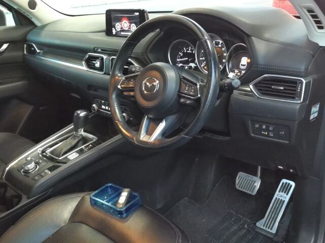 2019 Mazda CX-5 25S L Package auction photo 3