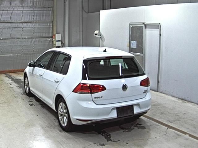 2014 Volkswagen ゴルフ TSIコンフォートラインブルーモーションテクノロジー auction photo 2