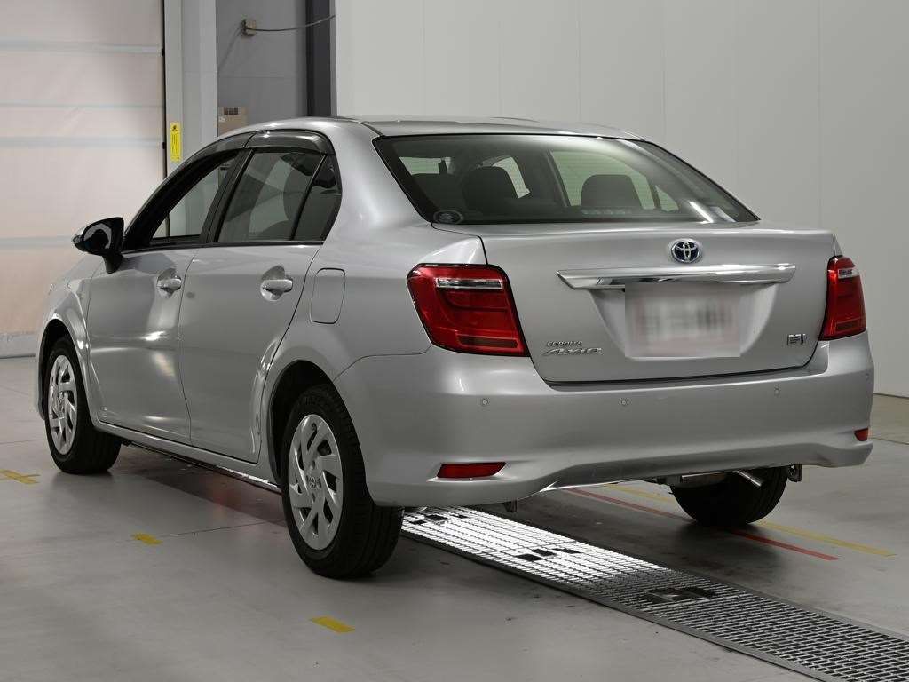 2021 Toyota Corolla Axio ハイブリッド EX auction photo 6