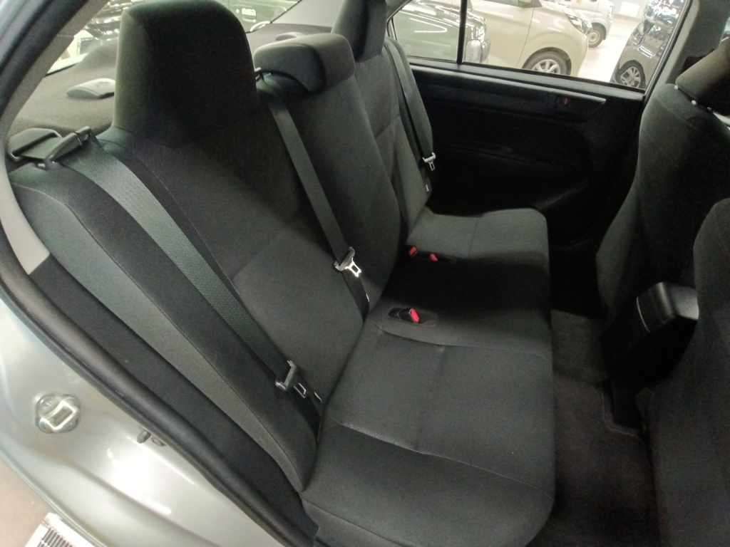 2021 Toyota Corolla Axio ハイブリッド EX auction photo 12