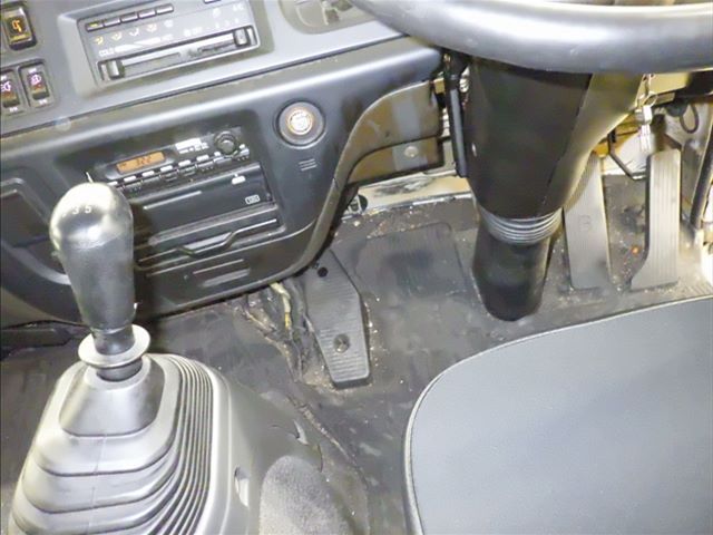 2006 Isuzu Forward ウィング auction photo 8