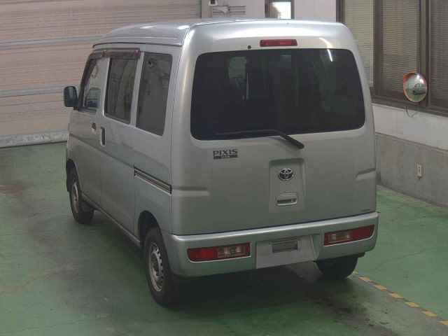 2015 Toyota ピクシス バン 4WD デラックス auction photo 2