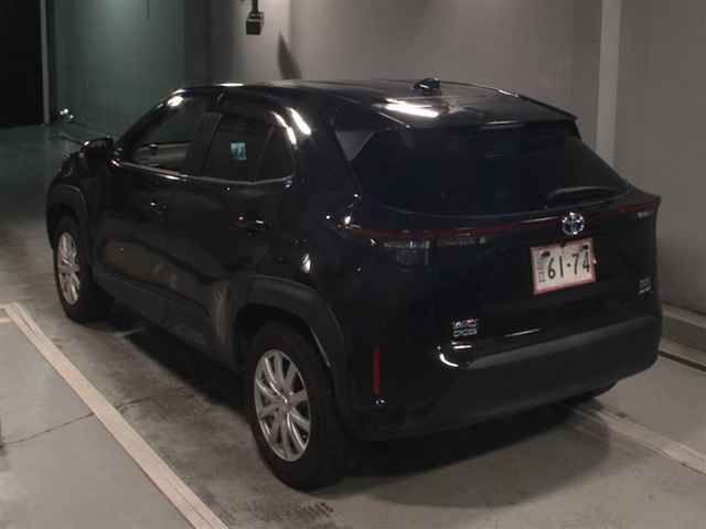 2023 Toyota Yaris Cross 4WD ハイブリッドG auction photo 2