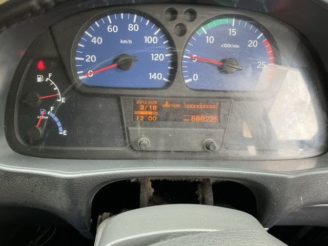 2015 Nissan Diesel クオン dump auction photo 6