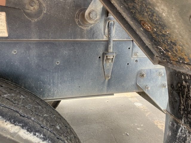 2015 Nissan Diesel クオン dump auction photo 12