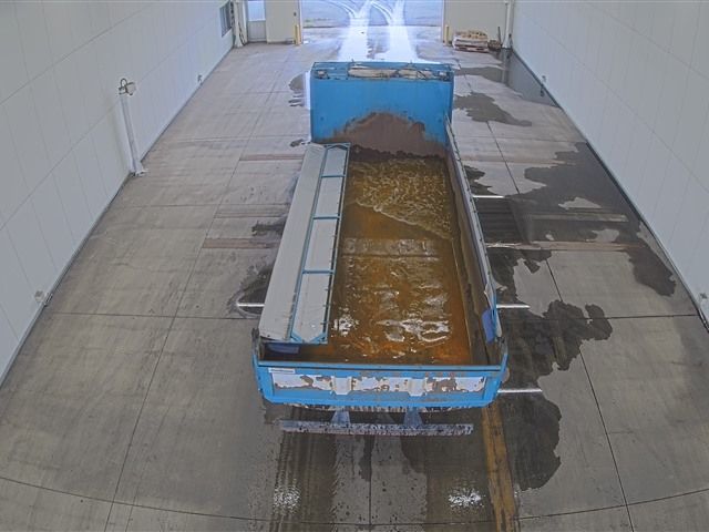 2015 Nissan Diesel クオン dump auction photo 3
