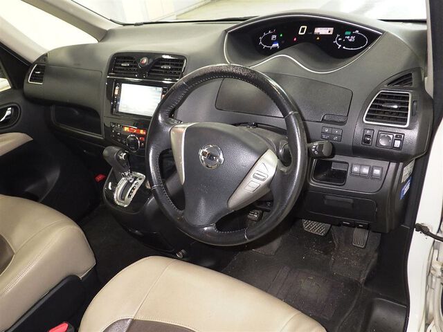 2012 Nissan Serena ハイウェイスタG S-HV auction photo 3