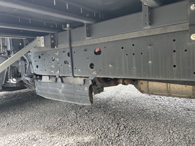 2017 Hino Ranger Aluminum van auction photo 12