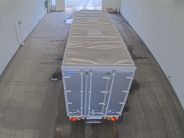 2017 Hino Ranger Aluminum van auction photo 3