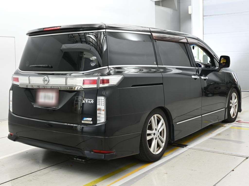 2010 Nissan Elgrand 250ハイウェイスター auction photo 2