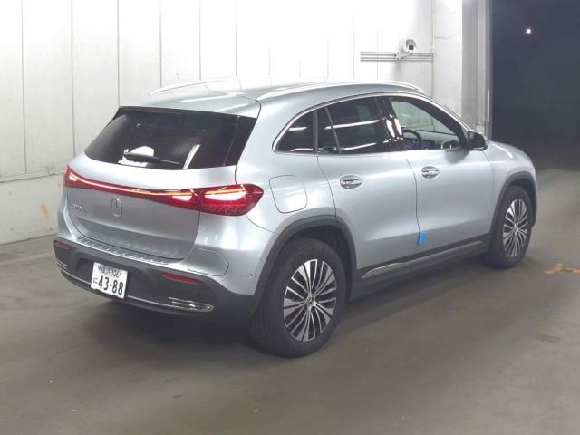 2025 Mercedes-Benz EQA 250 Plus auction photo 3