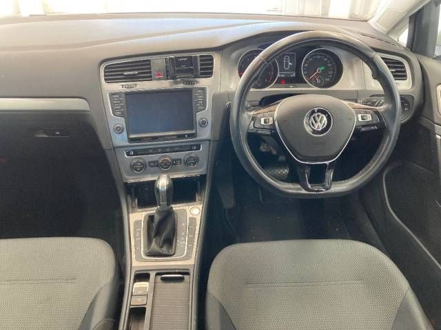 2016 Volkswagen フォルクスワーゲン ゴルフヴァリア TSI コンフォートライン auction photo 2