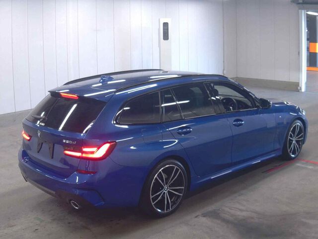 2021 BMW 3 Series 320DXDR Touring M Sport 4WD auction photo 5
