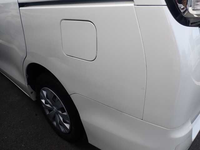 2019 Toyota Noah X auction photo 5