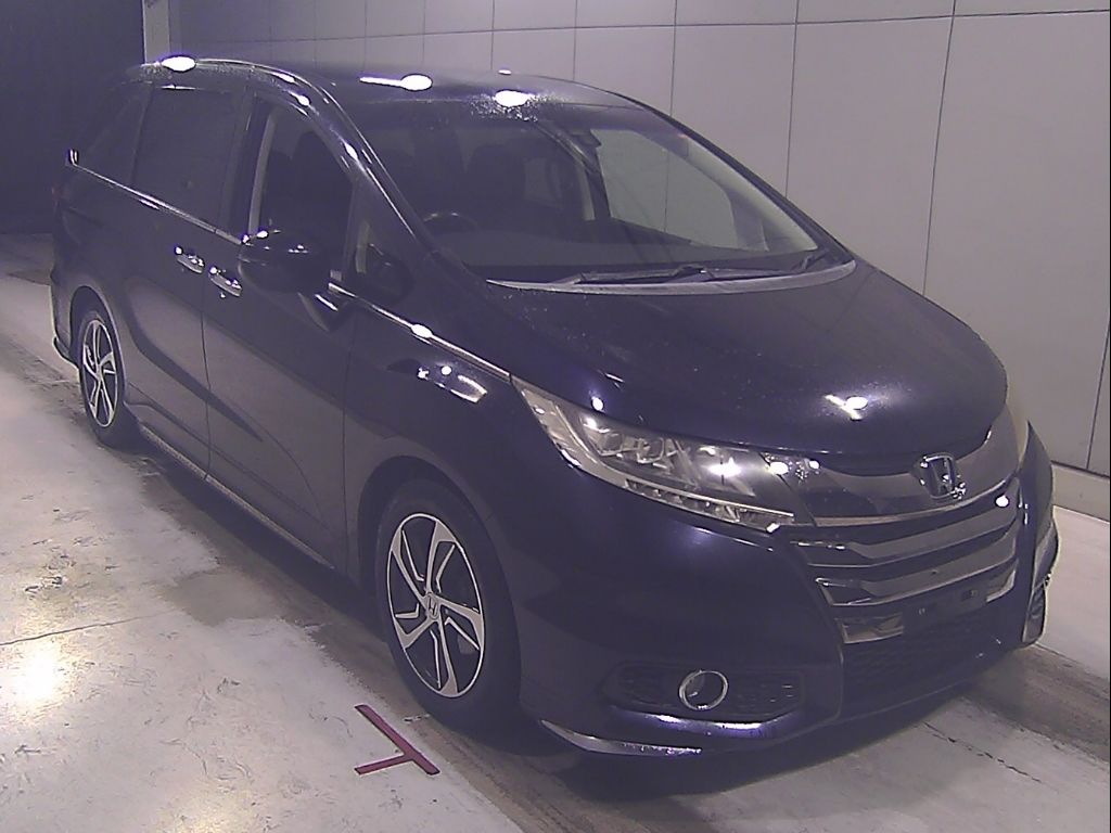 2013 Honda Odyssey 7 Japan auction vehicle