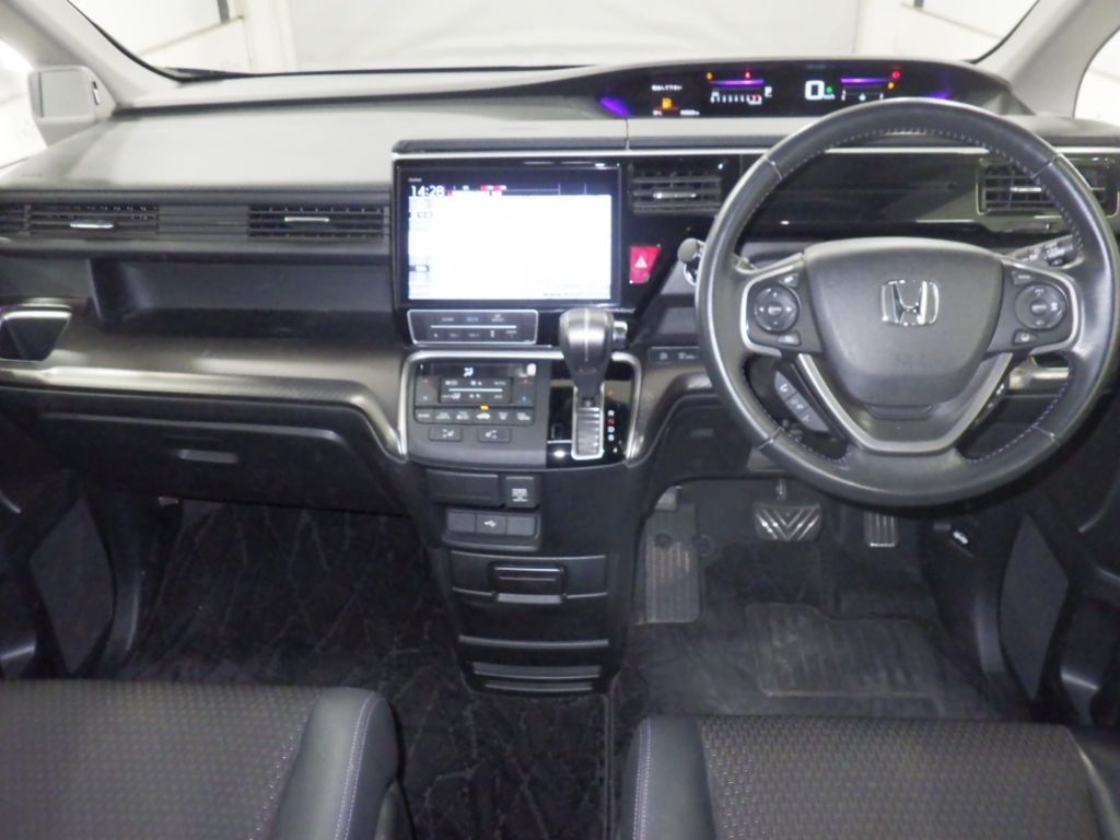 2021 Honda Stepwgn クールスピリットホンダセンシング 7人 auction photo 3