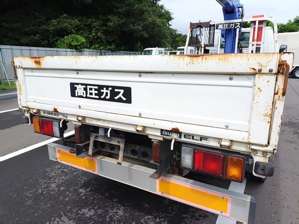 2010 Isuzu Elf auction photo 25