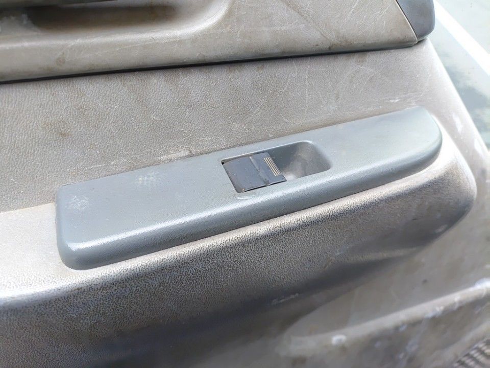 2010 Isuzu Elf auction photo 13