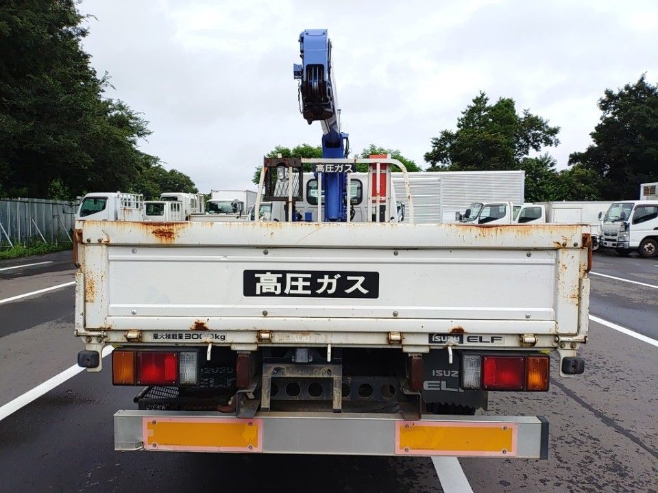 2010 Isuzu Elf auction photo 5