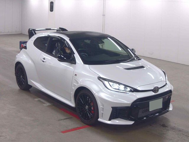 2025 Toyota GR Yaris RZ High P + Aero P Package 4WD Japan auction vehicle