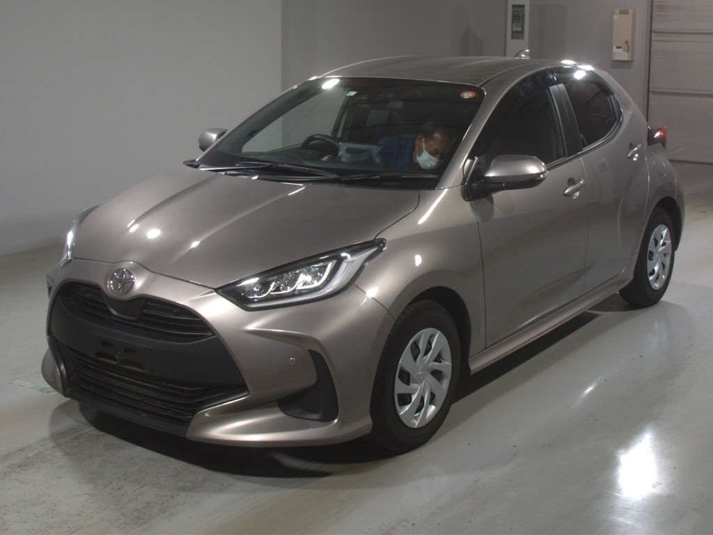 2023 Toyota Yaris G Japan auction vehicle
