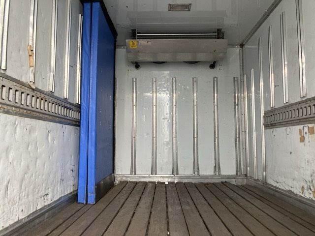 2009 Isuzu Elf Reizo Reito auction photo 20