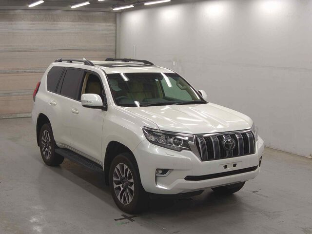 Japan Auction Vehicles 5 2023 Toyota Land Cruiser Prado TX Lパッケージ 4WD auction photo