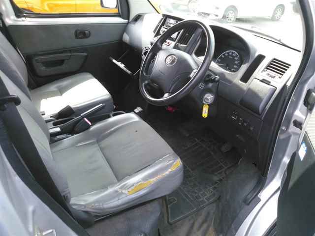 2011 Toyota LiteAce Van 4WD GL auction photo 3