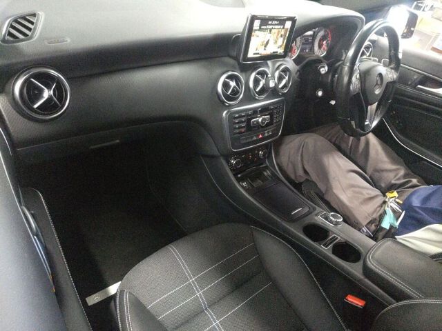 2015 Mercedes-Benz A-Class A180 auction photo 3