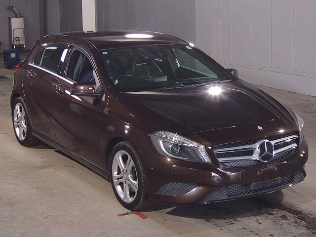 Japan Auction Vehicles 8 2015 Mercedes-Benz A-Class A180 auction photo
