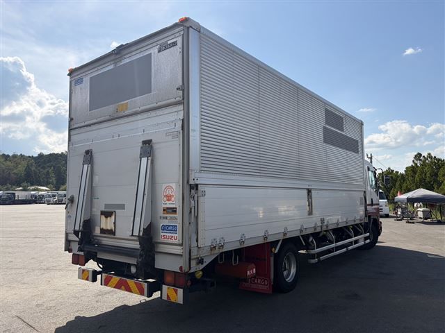 2013 Isuzu Forward ウィング auction photo 2