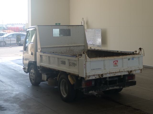 2013 Isuzu Elf dump auction photo 2