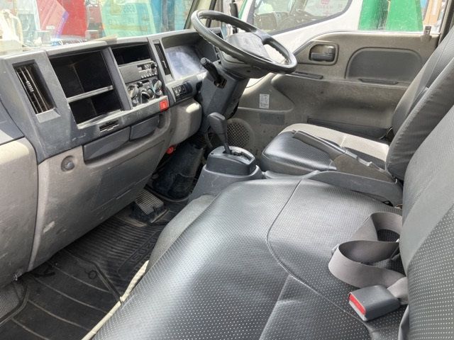 2013 Isuzu Elf dump auction photo 5