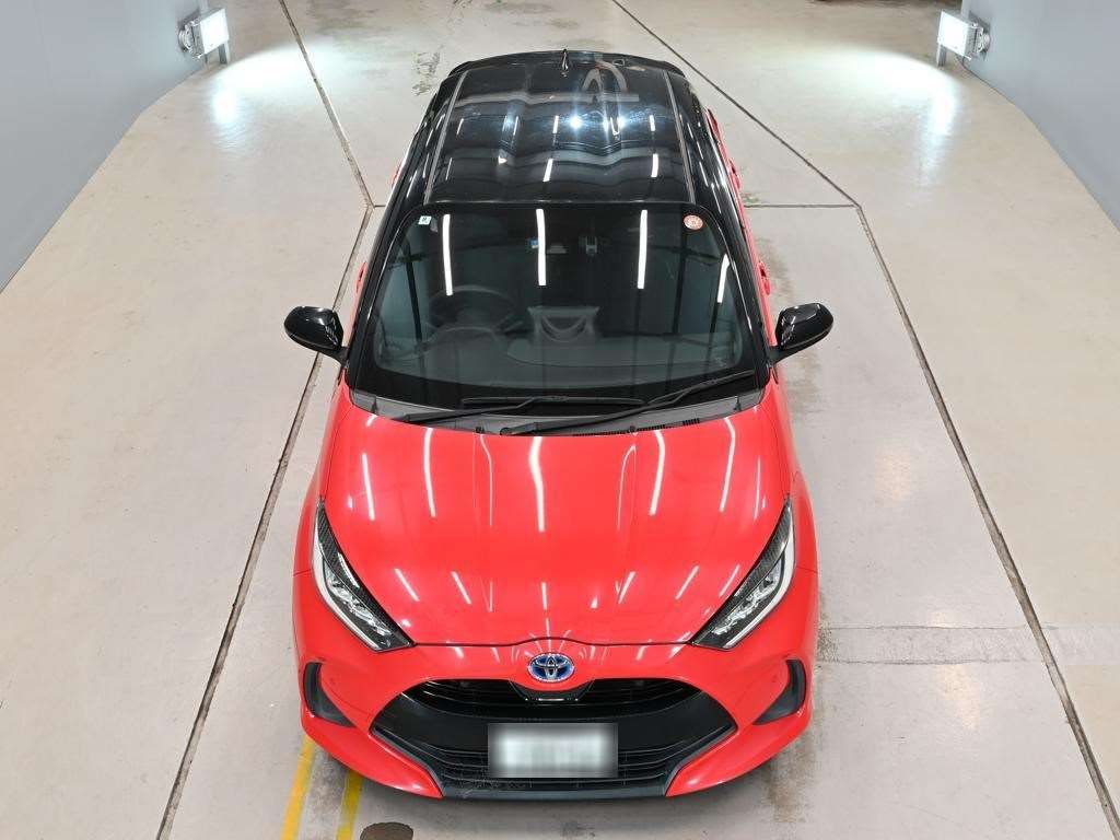 2020 Toyota Yaris ハイブリッドZ auction photo 7