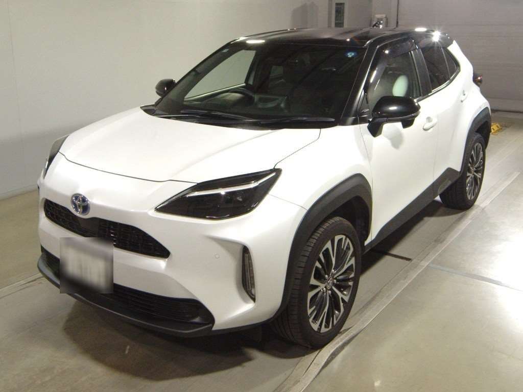 Japan Auction Vehicles 4 2023 Toyota Yaris Cross ハイブリッドZ 4WD auction photo